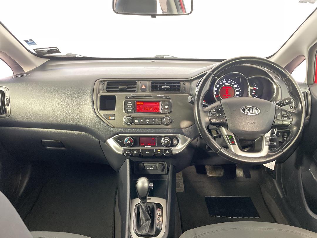 Photo '17' of KIA RIO Photo '17' of KIA RIO