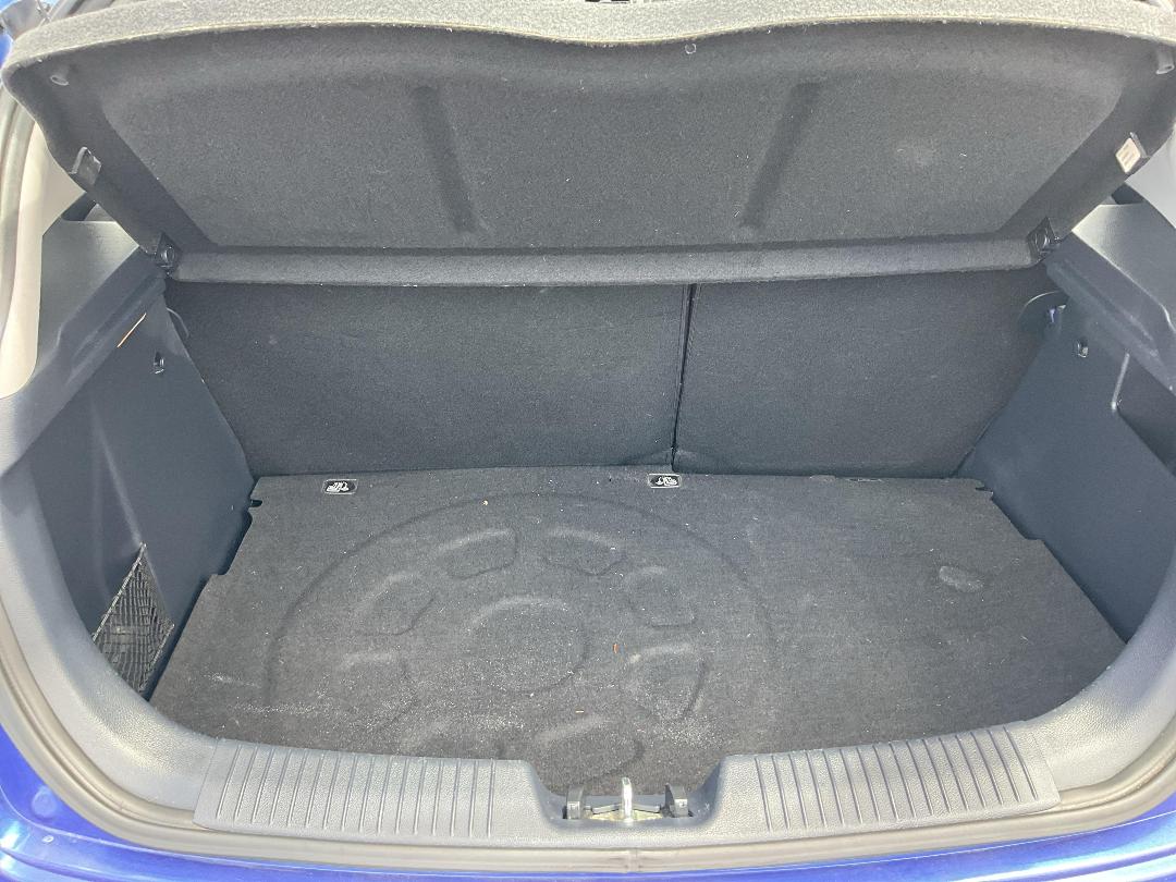 Photo '6' of KIA RIO LX Photo '6' of KIA RIO LX