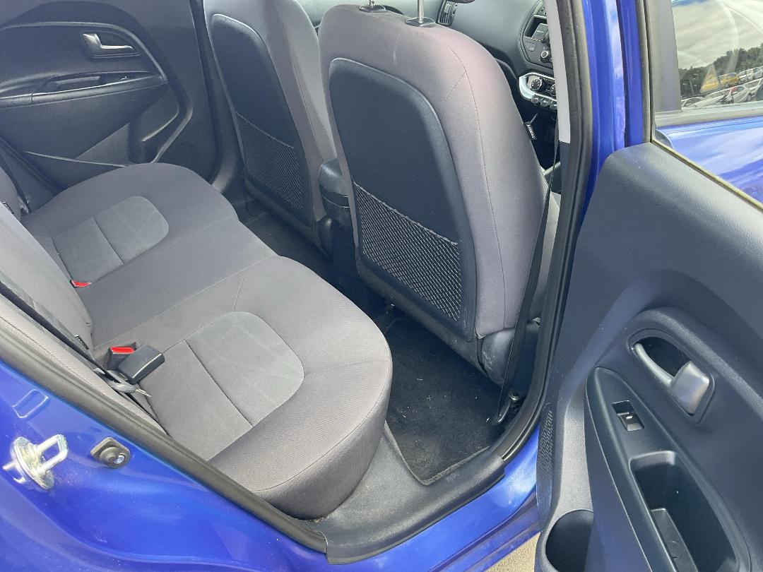 Photo '11' of KIA RIO LX Photo '11' of KIA RIO LX