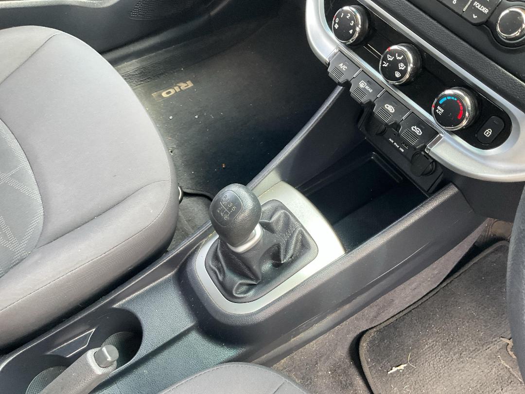 Photo '13' of KIA RIO LX Photo '13' of KIA RIO LX