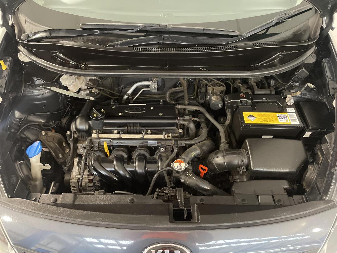 Photo '13' of KIA RIO Photo '13' of KIA RIO