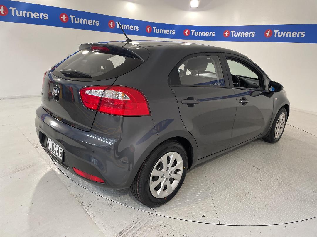 Photo '7' of KIA RIO Photo '7' of KIA RIO