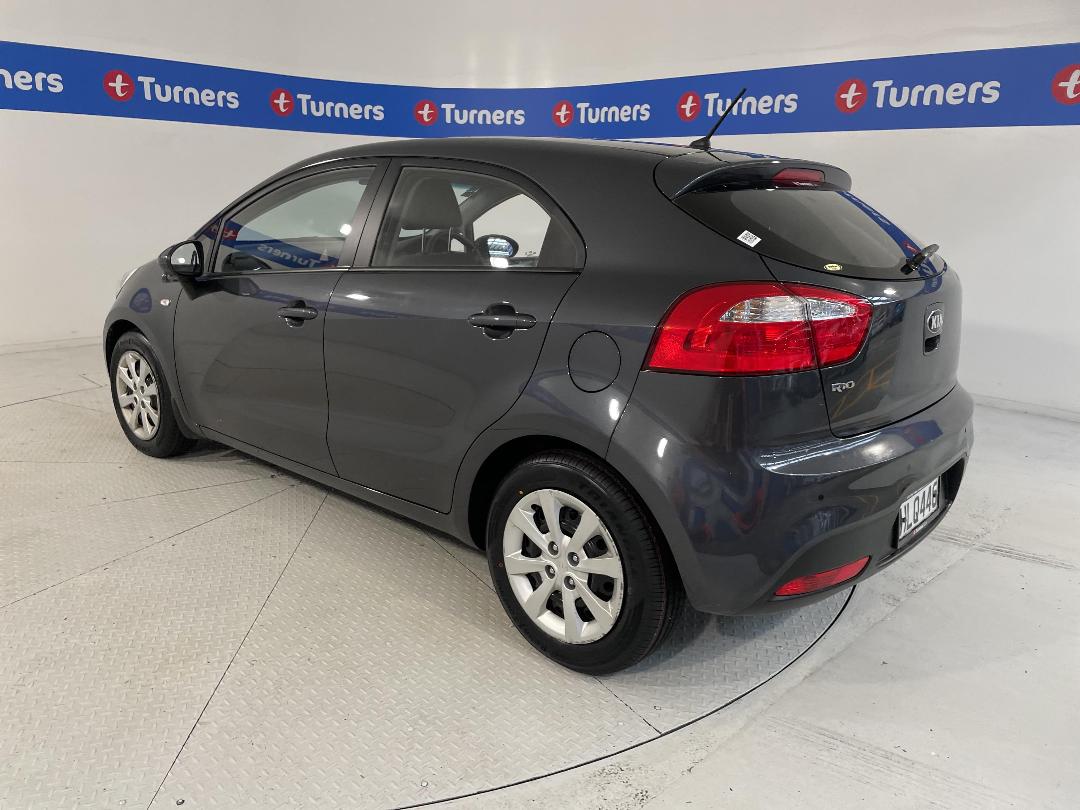 Photo '5' of KIA RIO Photo '5' of KIA RIO