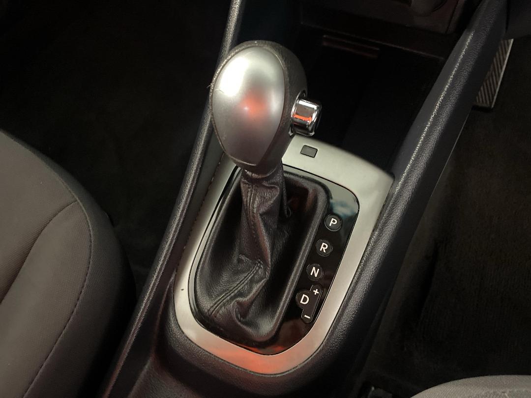 Photo '30' of KIA RIO Photo '30' of KIA RIO