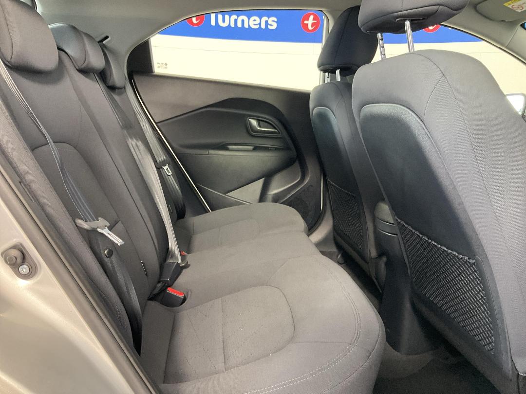 Photo '20' of KIA RIO