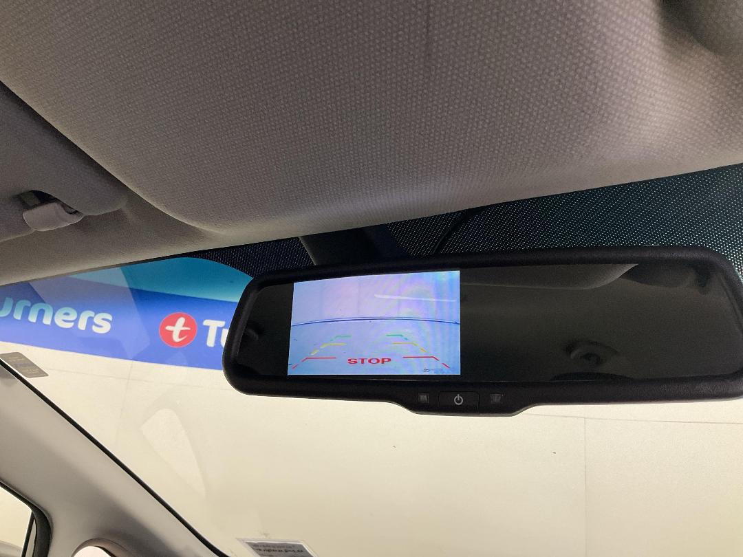 Photo '31' of KIA RIO