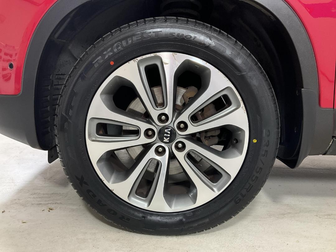 Photo '10' of KIA Sorento