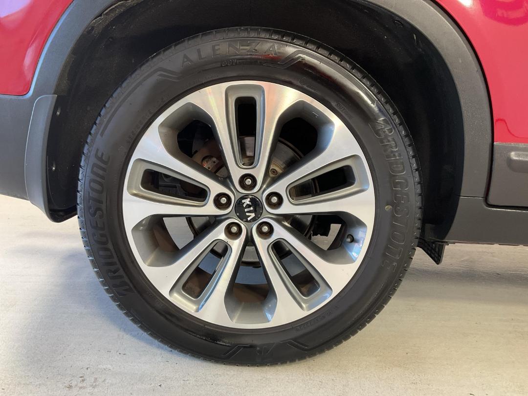 Photo '12' of KIA Sorento