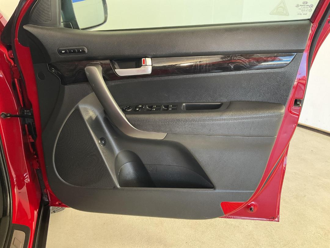 Photo '15' of KIA Sorento