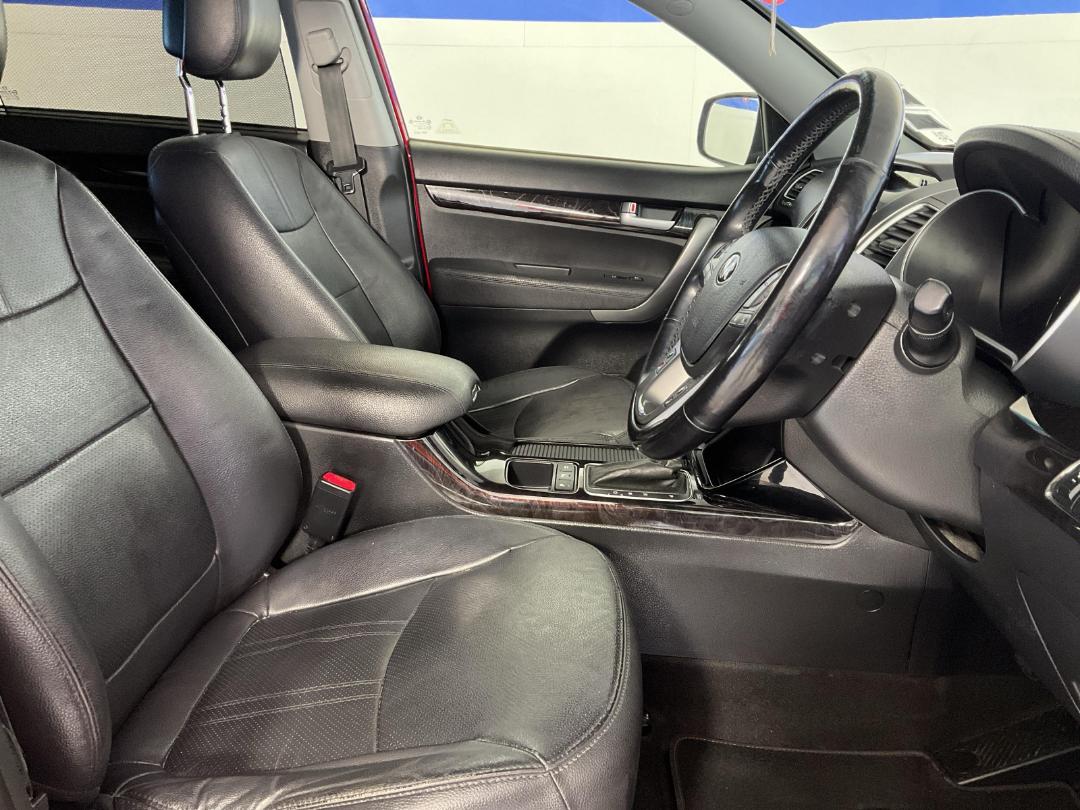 Photo '16' of KIA Sorento