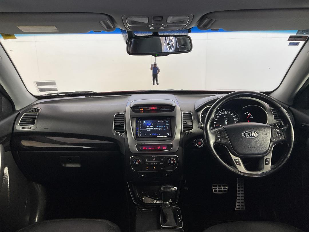 Photo '17' of KIA Sorento