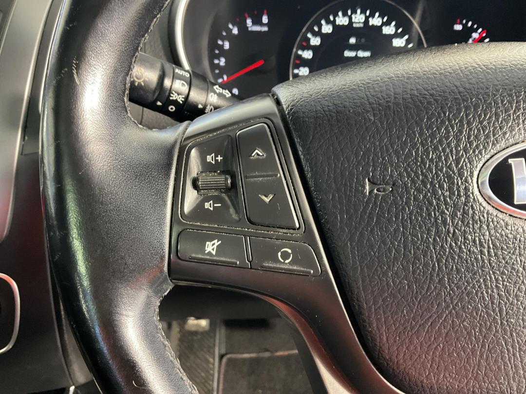 Photo '29' of KIA Sorento