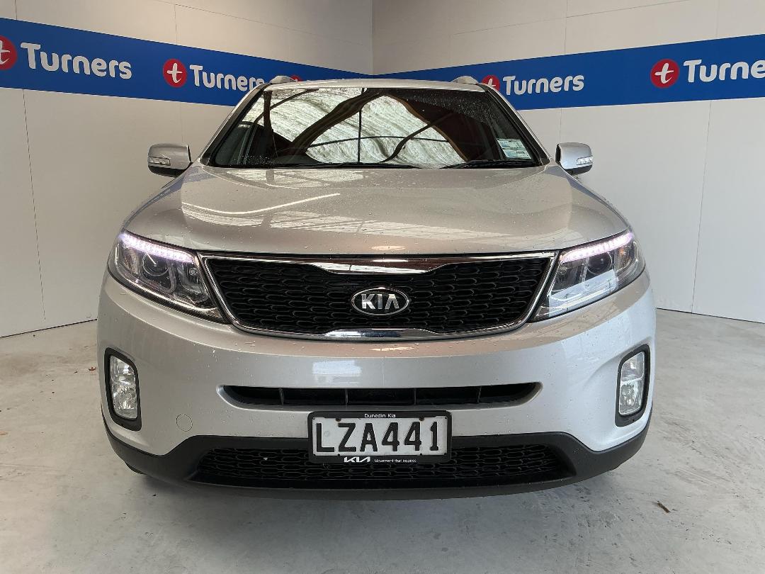 Photo '2' of KIA Sorento Photo '2' of KIA Sorento