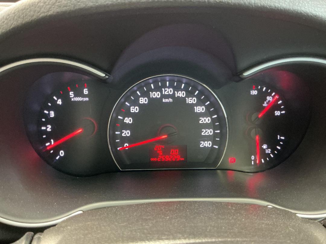 Photo '21' of KIA Sorento Photo '21' of KIA Sorento