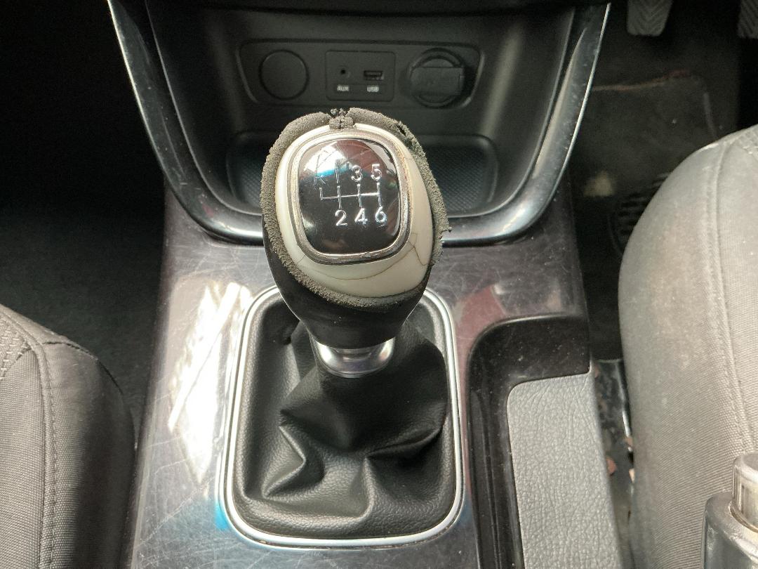 Photo '23' of KIA Sorento Photo '23' of KIA Sorento