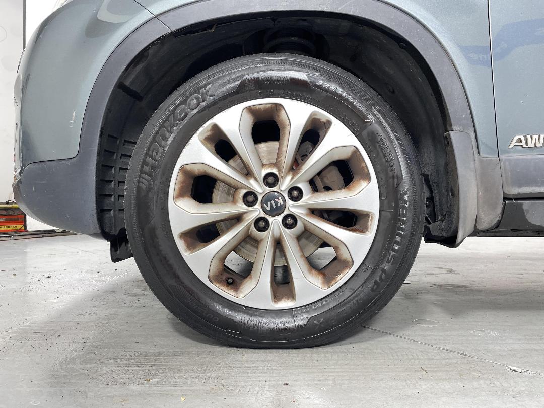 Photo '10' of KIA Sorento