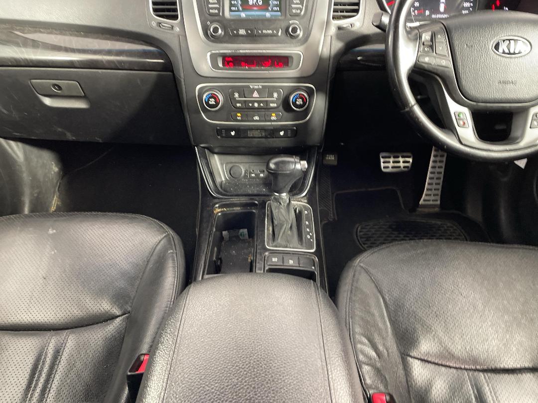 Photo '18' of KIA Sorento