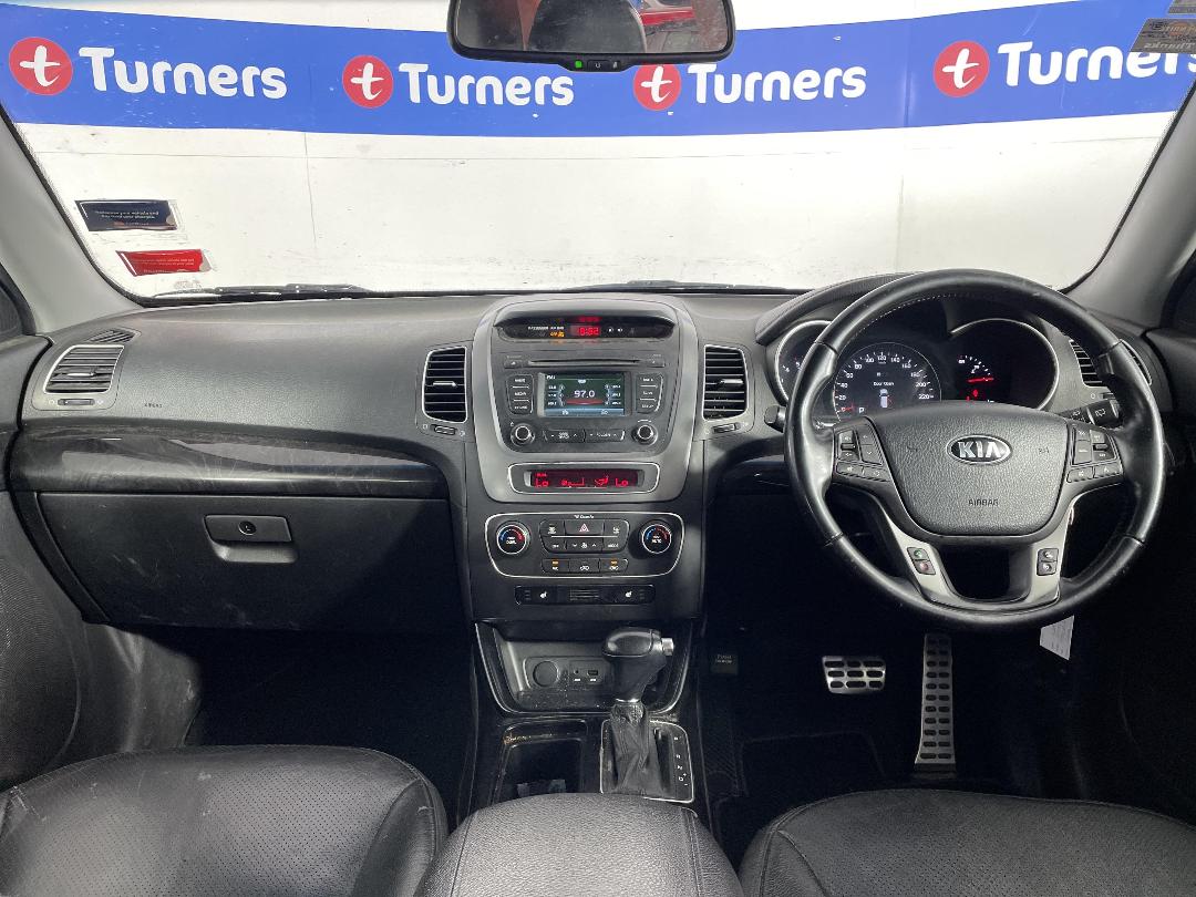 Photo '17' of KIA Sorento