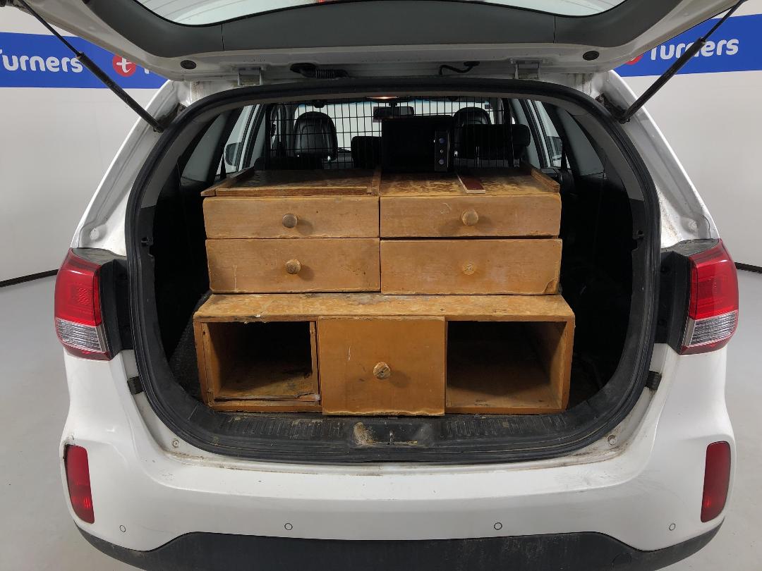 Photo '12' of KIA Sorento