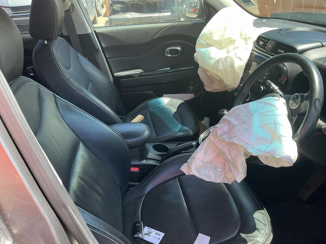 Photo '15' of KIA Soul SX Photo '15' of KIA Soul SX