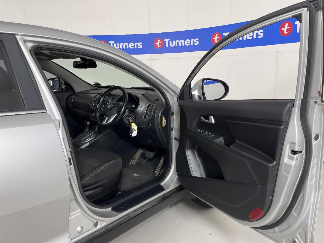 Photo '15' of KIA Sportage Photo '15' of KIA Sportage