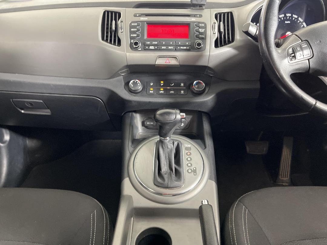 Photo '18' of KIA Sportage Photo '18' of KIA Sportage