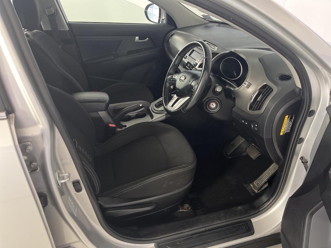 Photo '16' of KIA Sportage