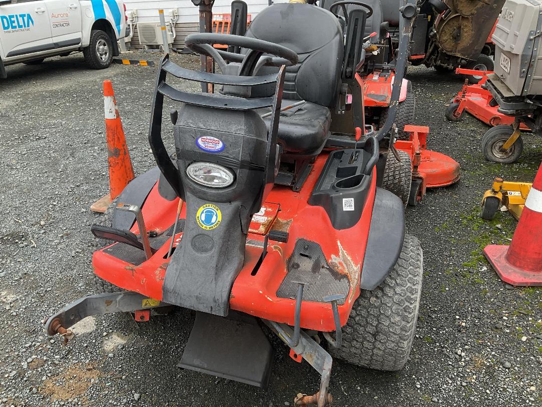 Photo '7' of Kubota F3690 Mower