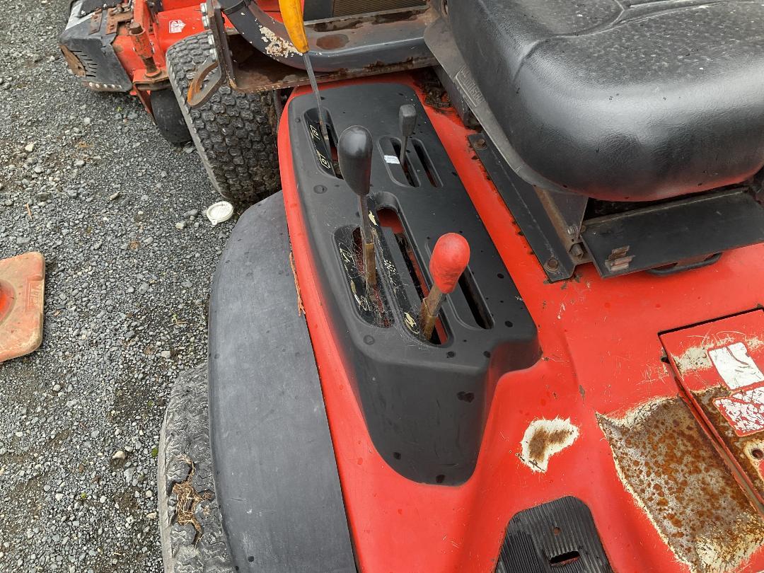 Photo '11' of Kubota F3690 Mower