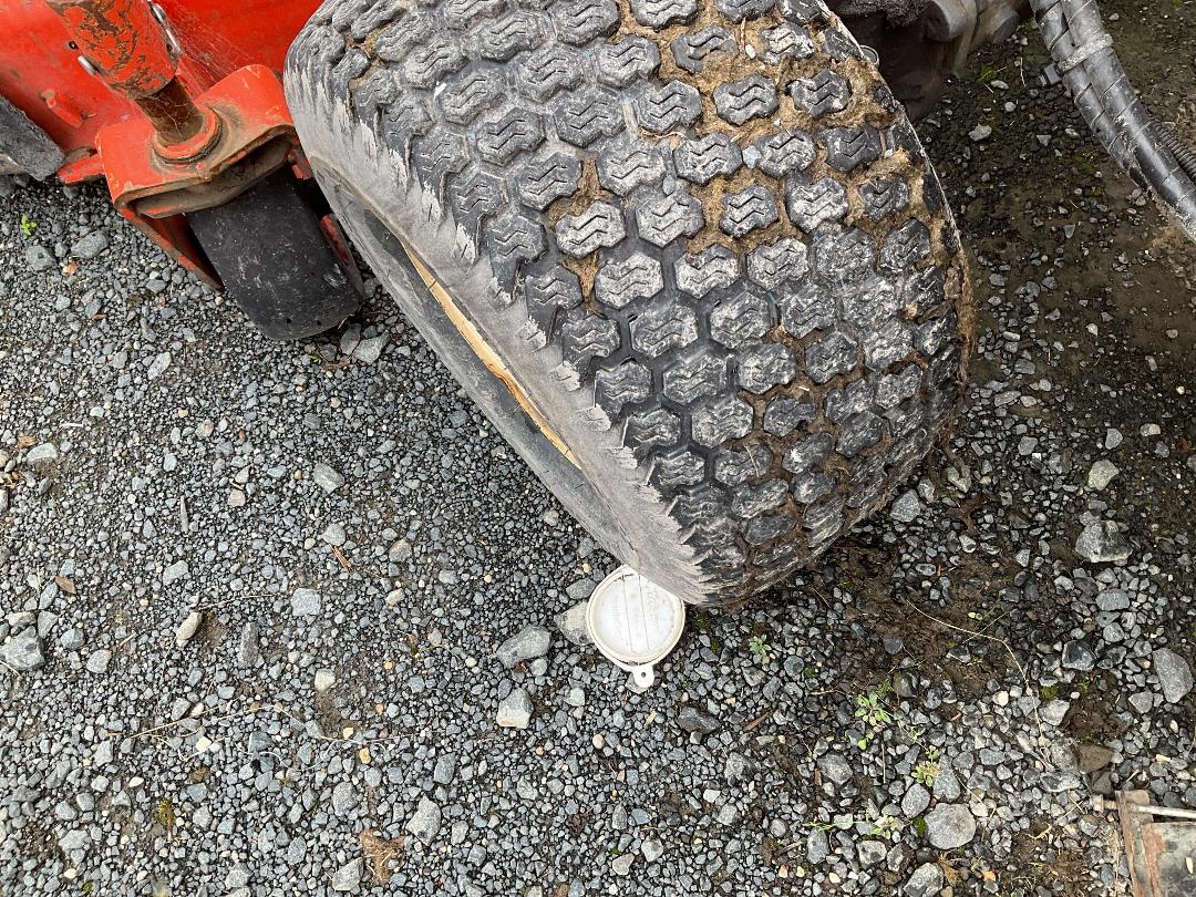 Photo '18' of Kubota F3690 Mower