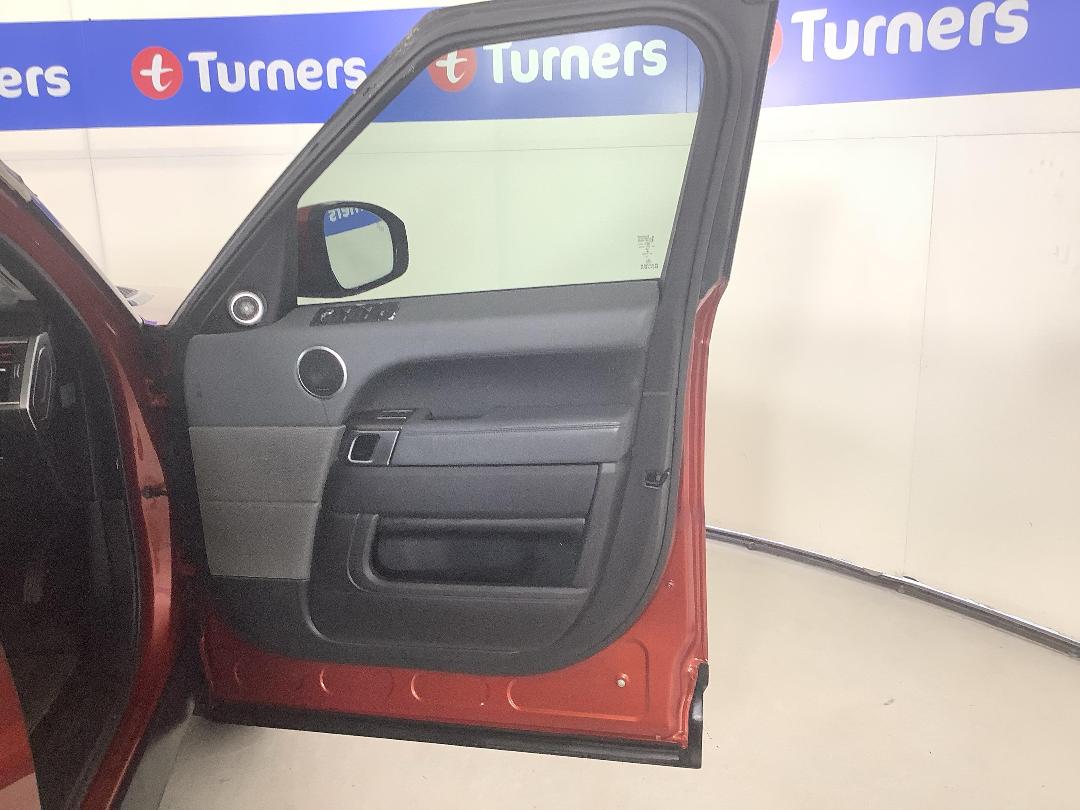 Photo '15' of Land Rover Range Rover Photo '15' of Land Rover Range Rover