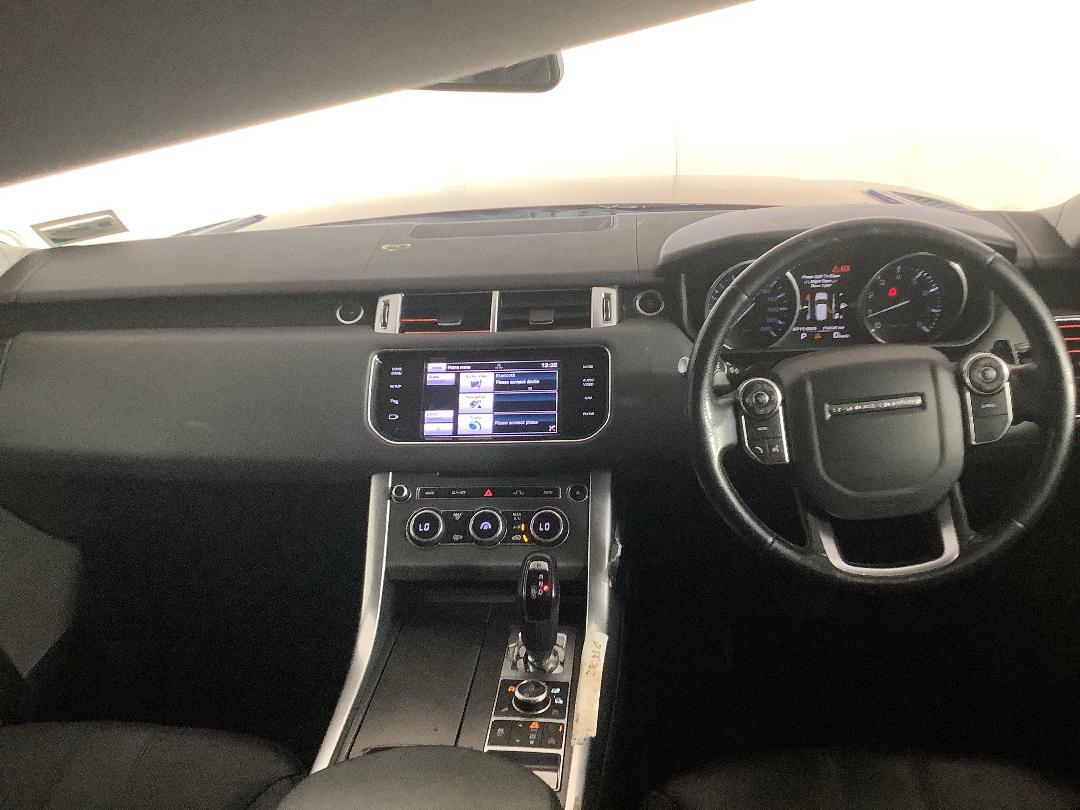 Photo '17' of Land Rover Range Rover Photo '17' of Land Rover Range Rover