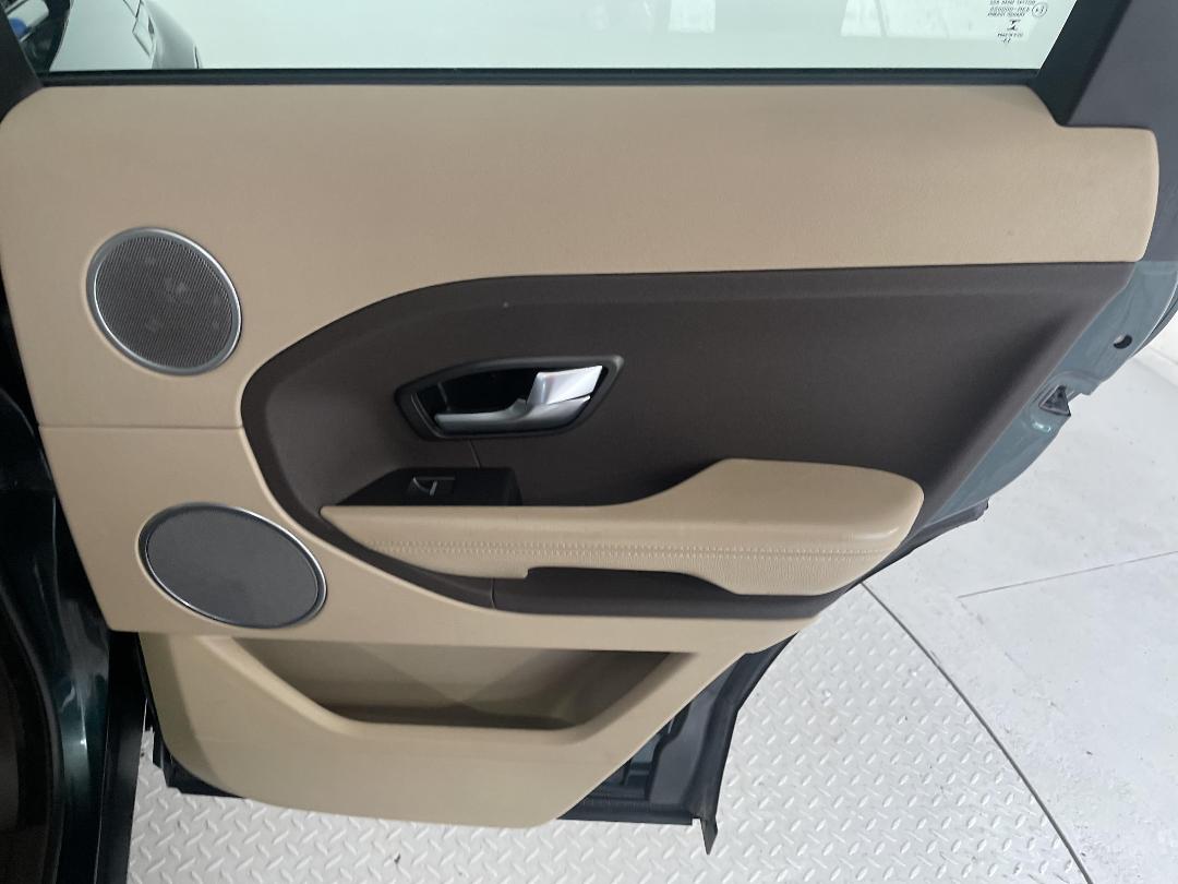 Photo '19' of Land Rover Range Rover Photo '19' of Land Rover Range Rover