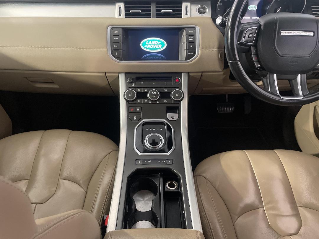 Photo '18' of Land Rover Range Rover Photo '18' of Land Rover Range Rover