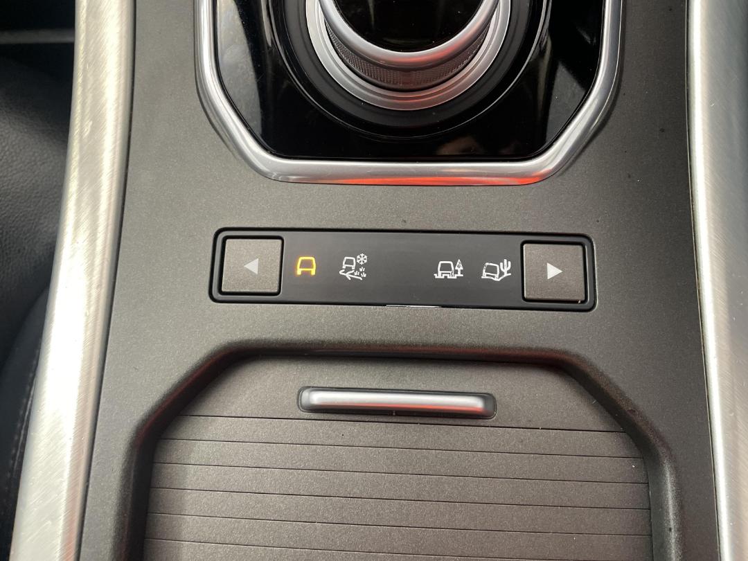 Photo '27' of Land Rover Range Rover Evoque TD4 Pure