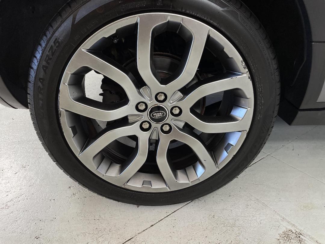 Photo '12' of Land Rover Range Rover Evoque Photo '12' of Land Rover Range Rover Evoque