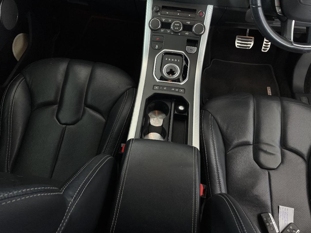 Photo '16' of Land Rover Range Rover Evoque Photo '16' of Land Rover Range Rover Evoque