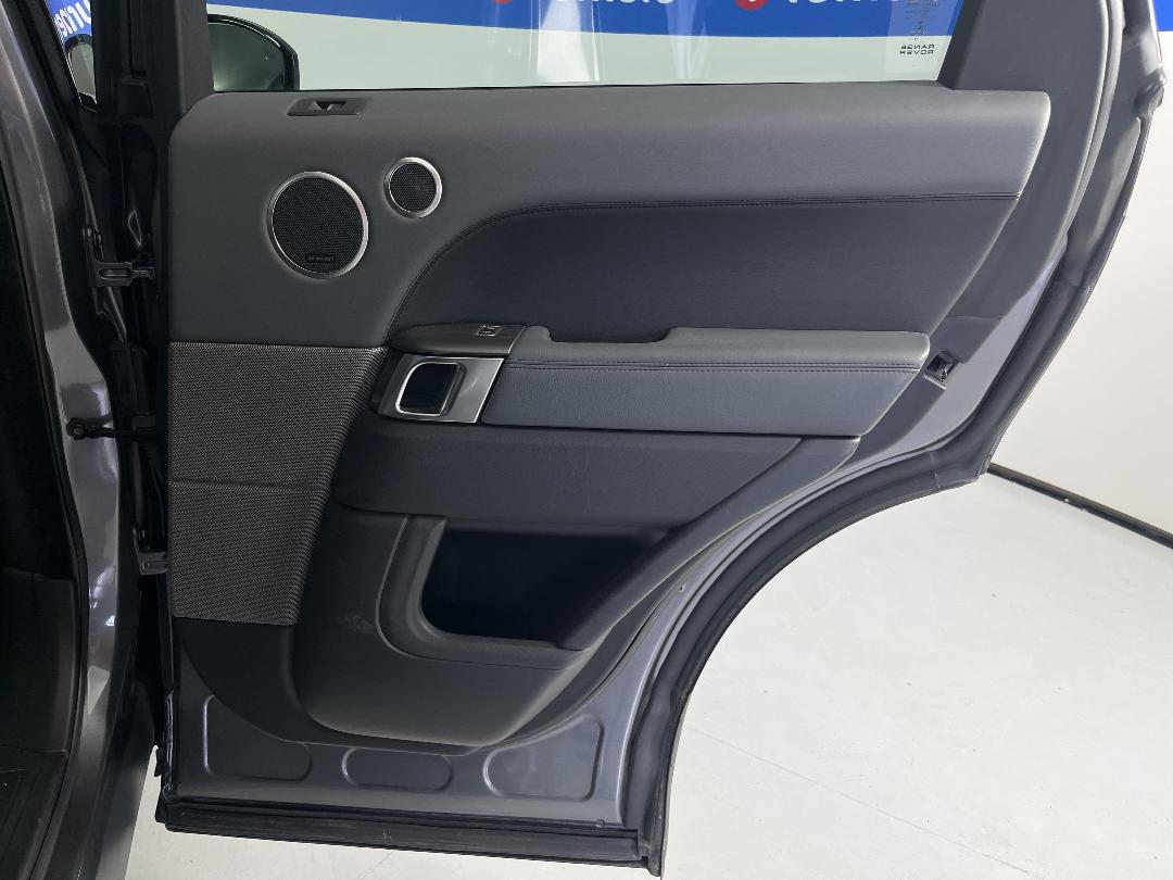 Photo '19' of Land Rover Range Rover Sport