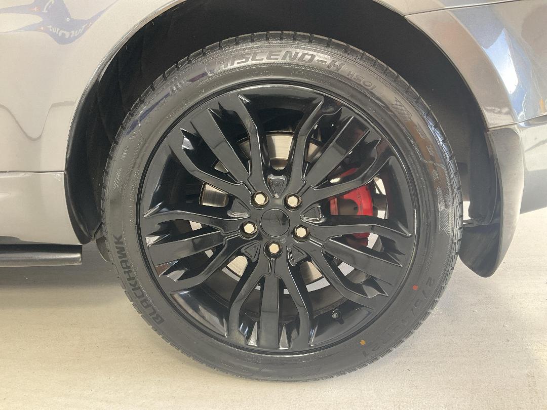 Photo '11' of Land Rover Range Rover Sport Photo '11' of Land Rover Range Rover Sport