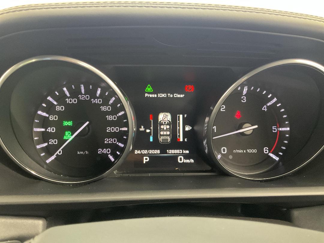 Photo '21' of Land Rover Range Rover Sport Photo '21' of Land Rover Range Rover Sport