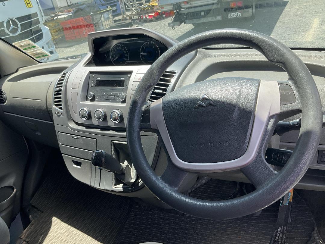 Photo '14' of LDV V80 LWBHR 2.5D/5MT/LV/5D Van