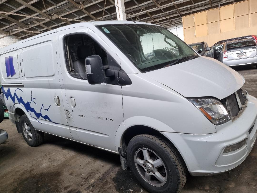 Photo '3' of LDV V80 SWB Photo '3' of LDV V80 SWB