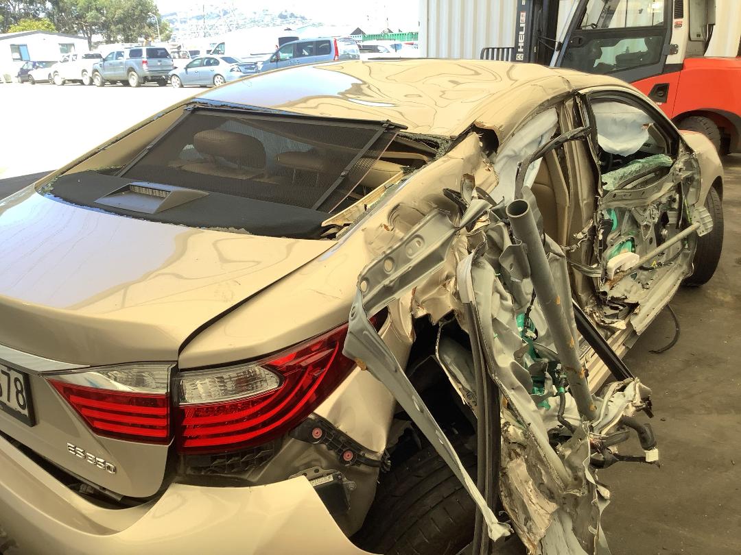 Photo '8' of Lexus ES350