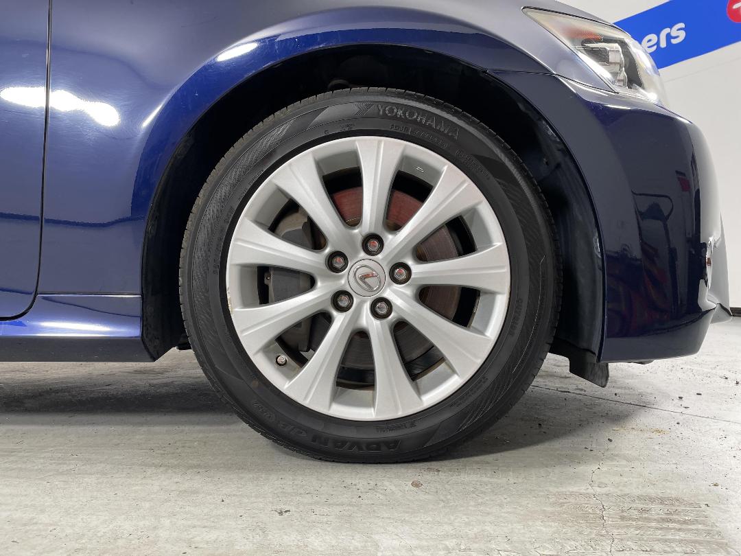 Photo '9' of Lexus GS300H