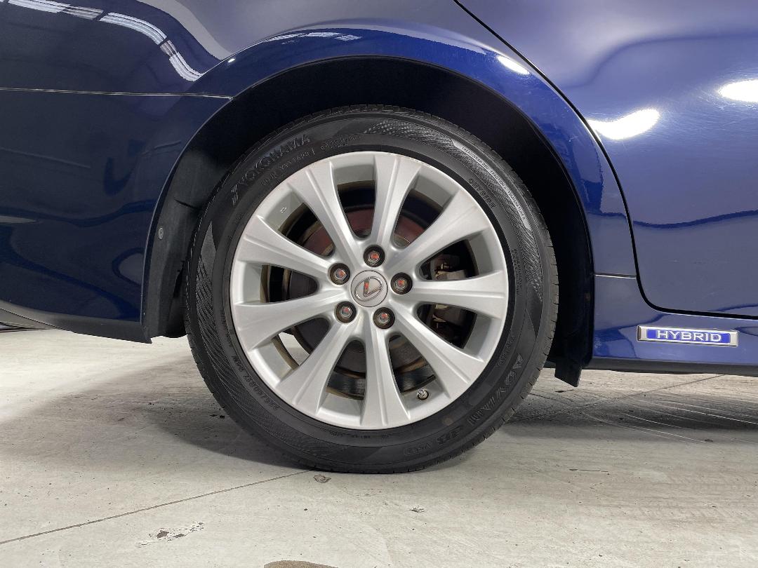 Photo '12' of Lexus GS300H