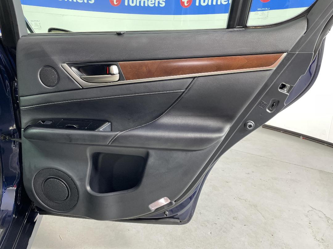 Photo '19' of Lexus GS300H