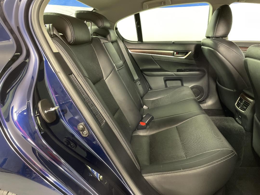 Photo '20' of Lexus GS300H