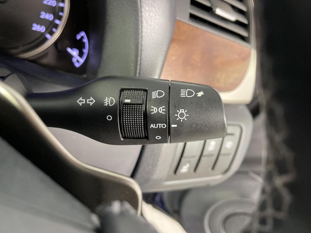 Photo '33' of Lexus GS300H