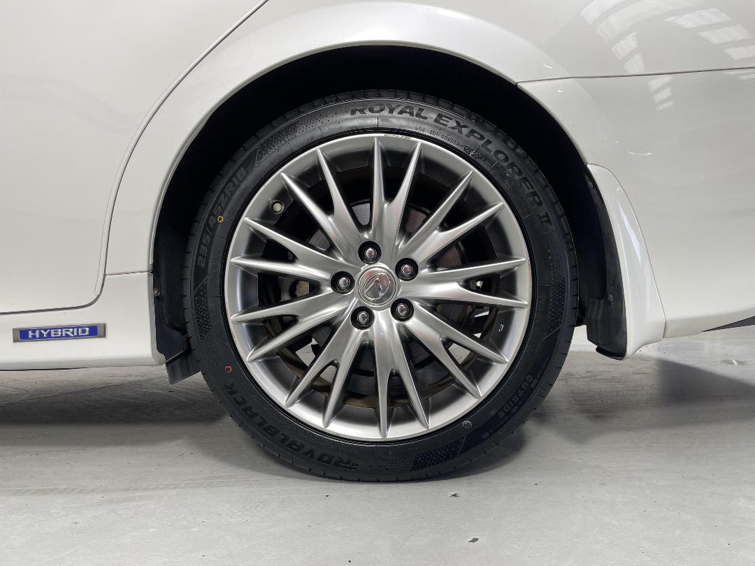 Photo '11' of Lexus GS450H