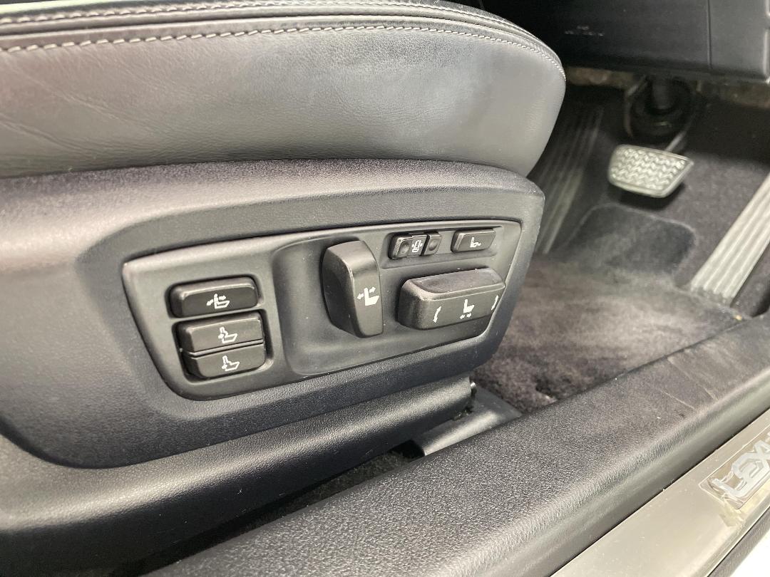 Photo '27' of Lexus GS450H